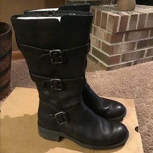 Born Tessa Black Leather Boots Size 8